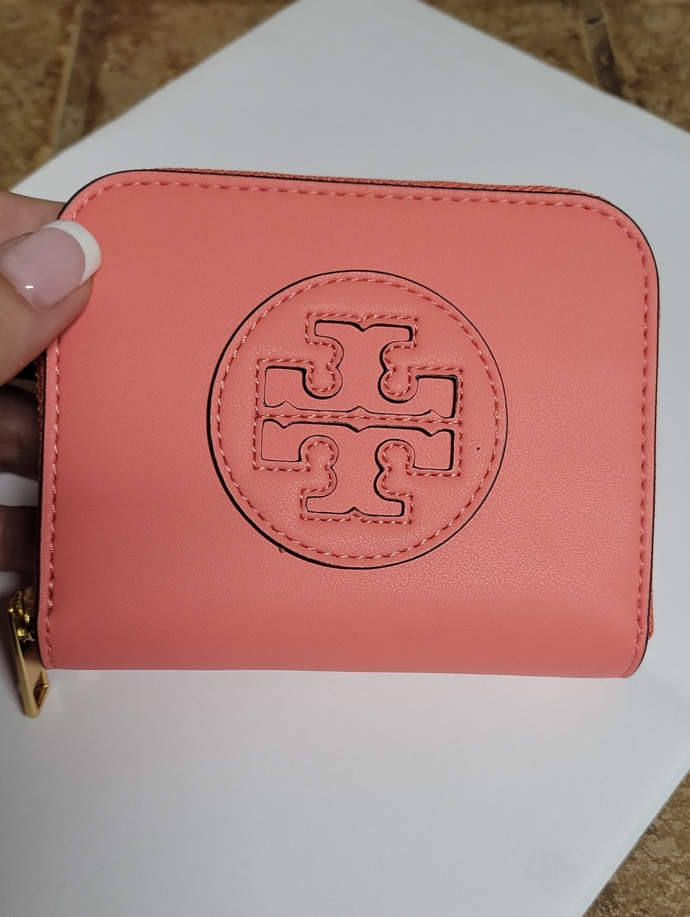 NWOT Tory Burch Coral Pink Leather Zip-Around Wallet
